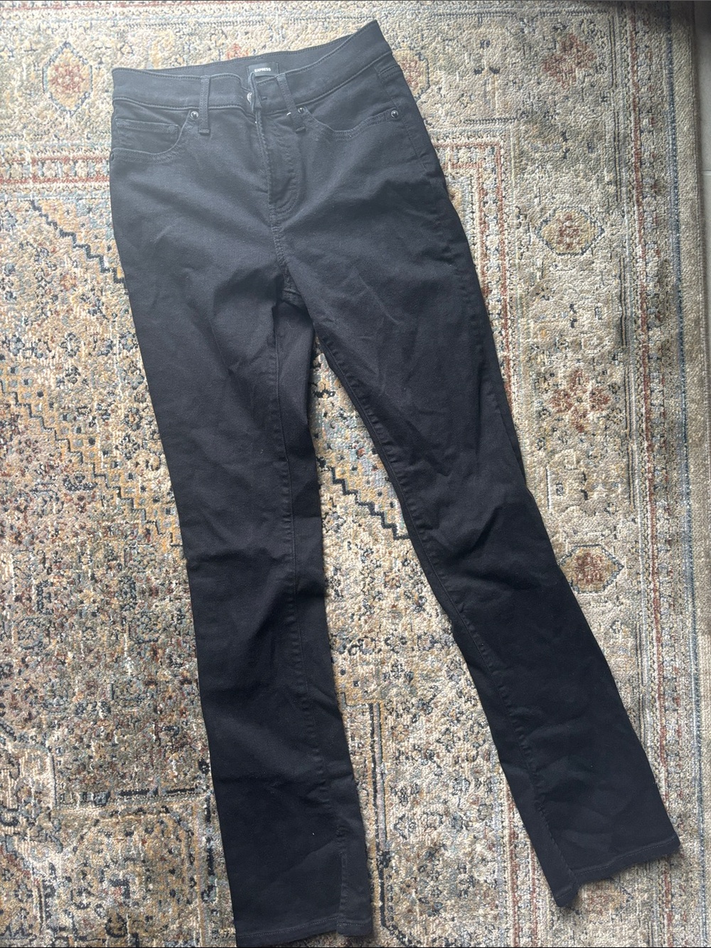 Express Women’s Boot Cut Jeans in Black